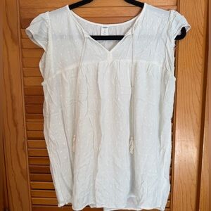 Old Navy Women's Cream Top size small